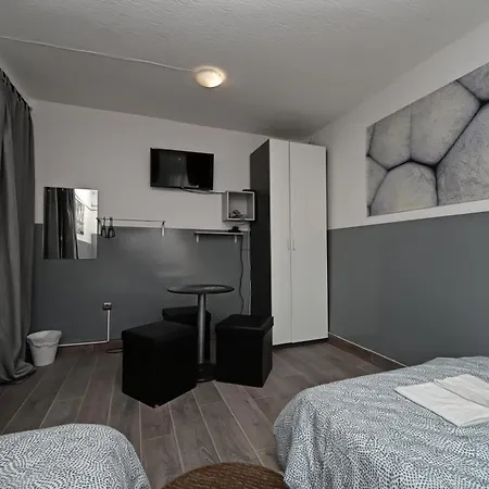 Ofoo Zagreb Apartment Room photo