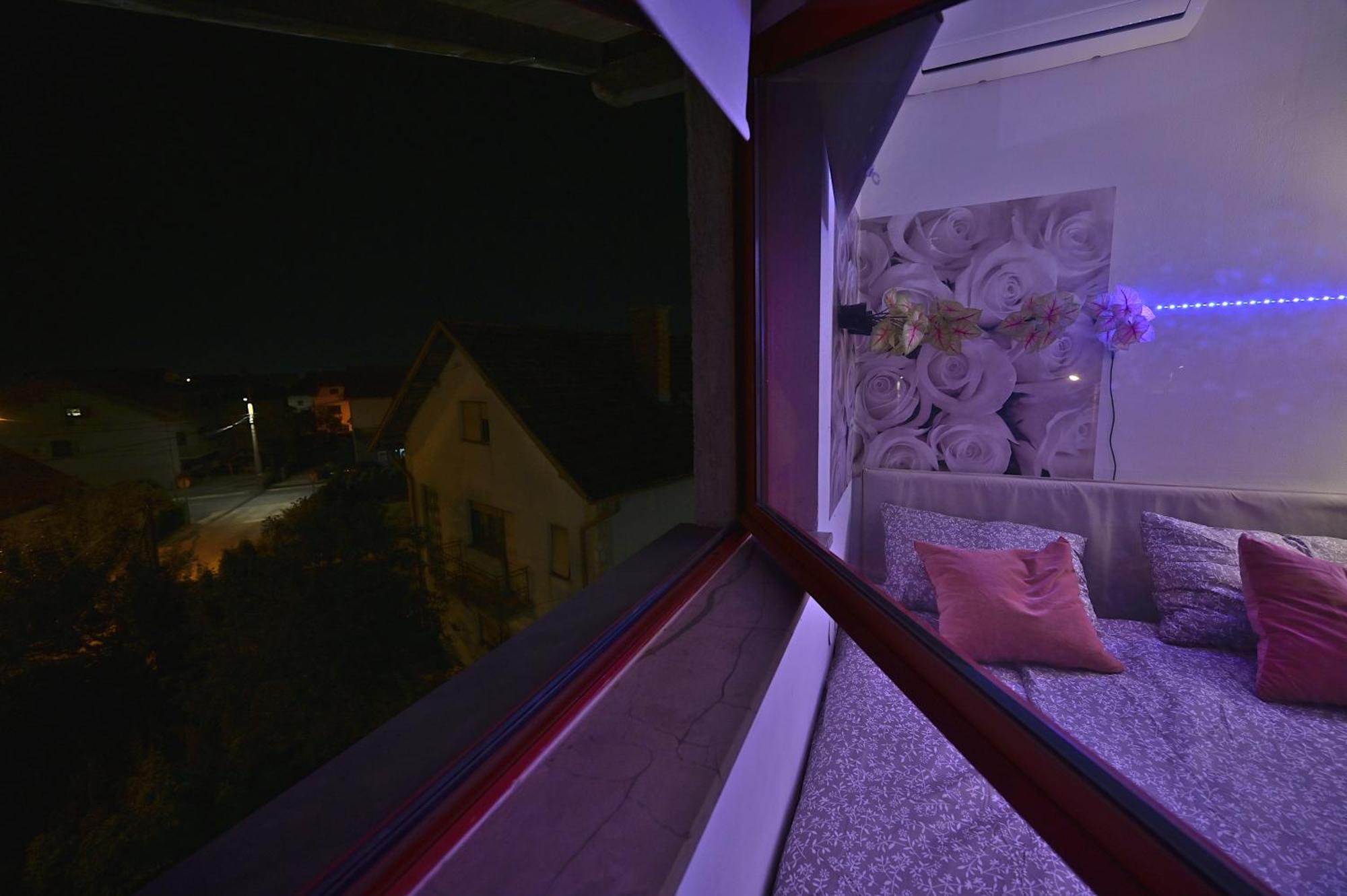 Ofoo Apartment