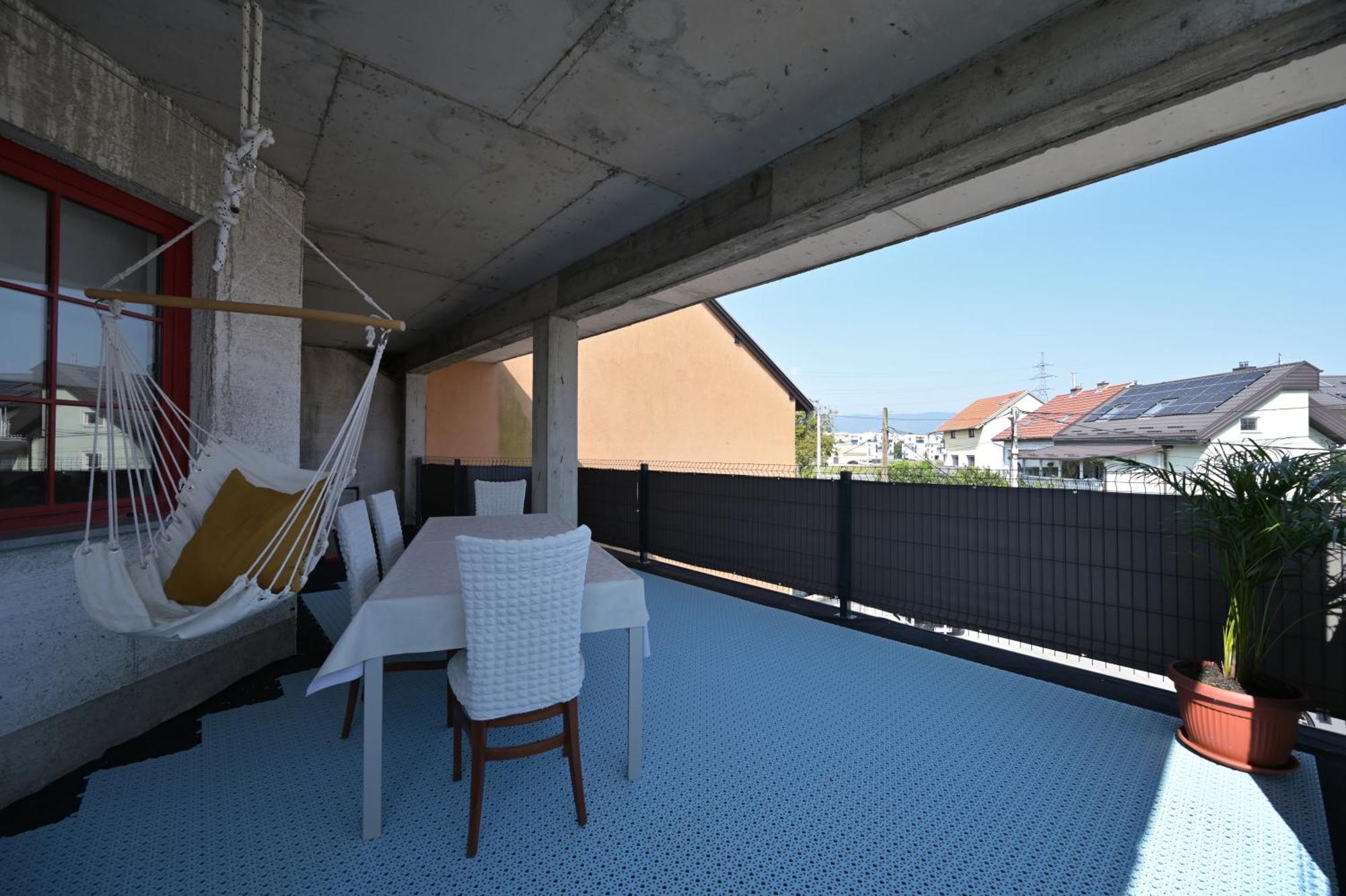 Apartment Ofoo