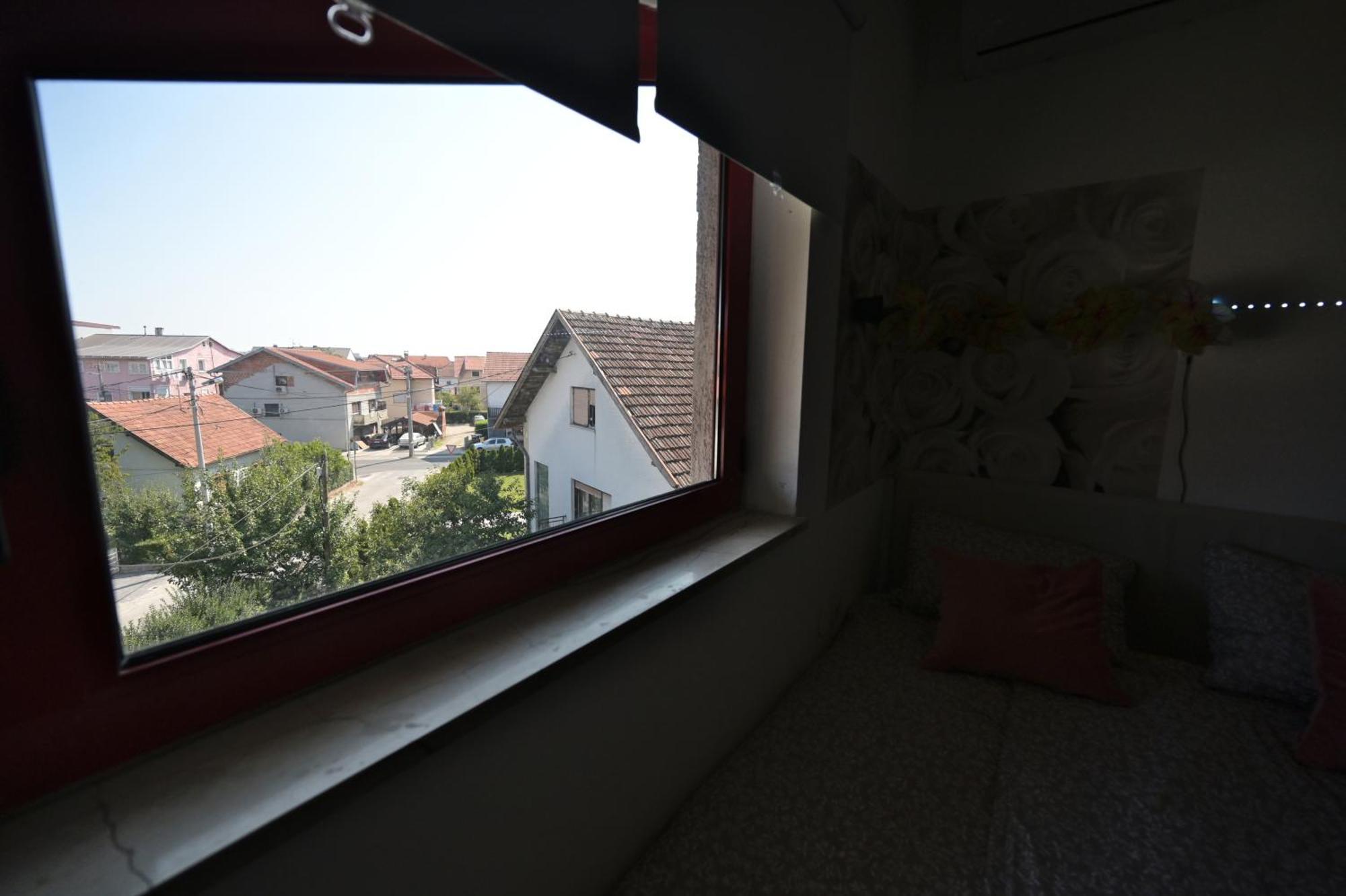 Apartament Ofoo *